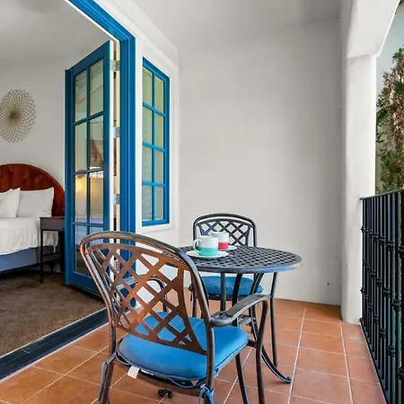 Lv020 Upgraded Lv Studio With A Private Balcony